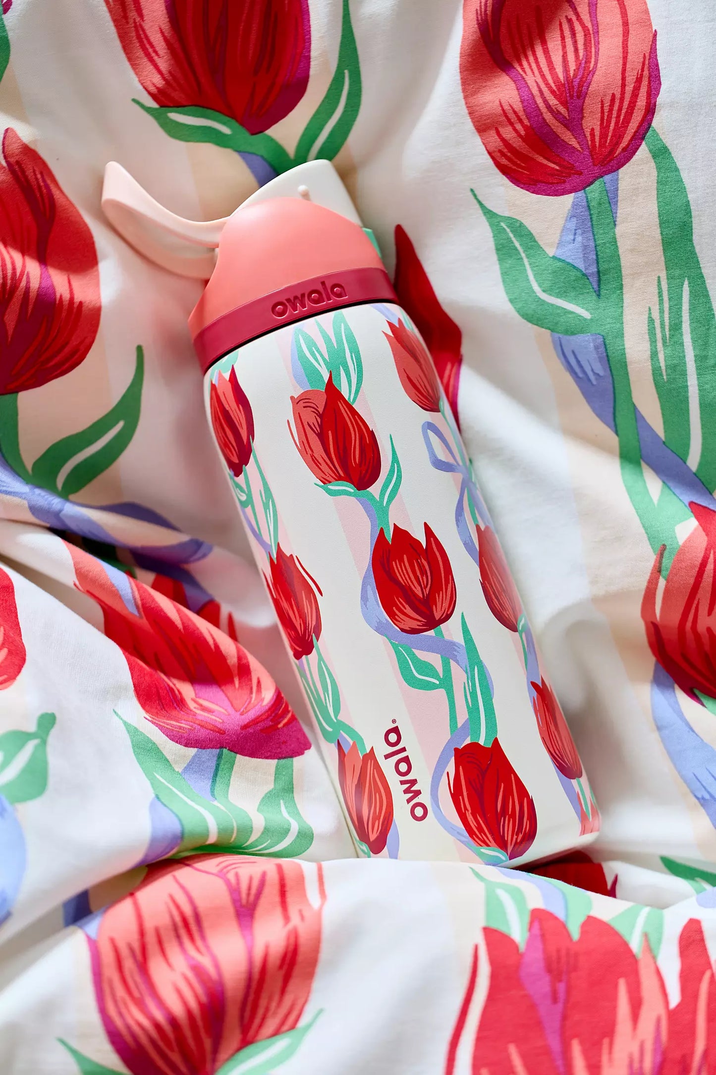 Owala UrbanOutfitters- Exclusive FreeSip 32 oz Water Bottle *PREORDEN*
