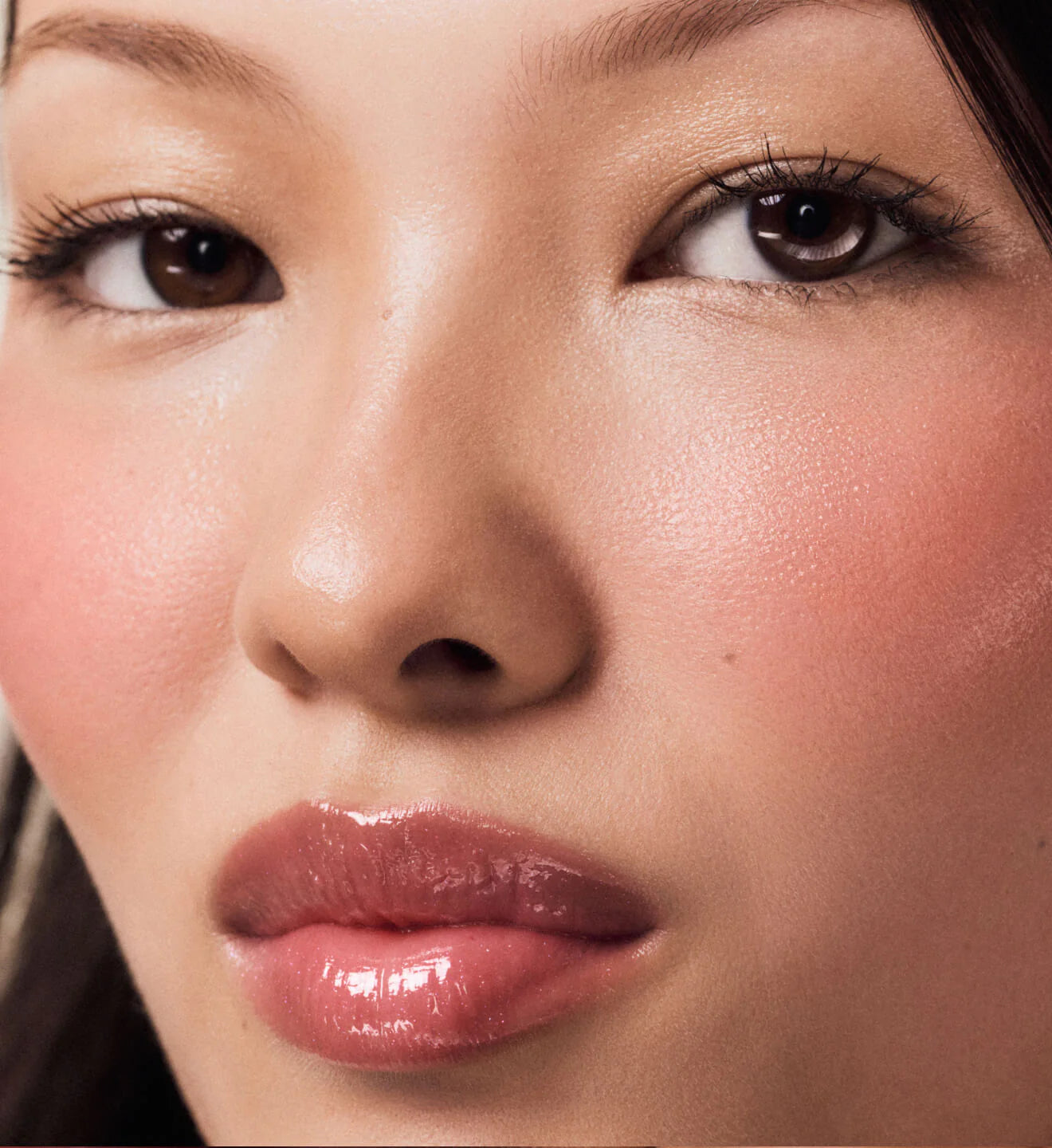 rhode- Pocket Blush Sprinkle *preorden*