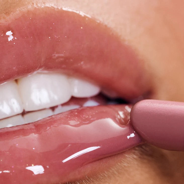 rhode- Peptide Lip Tint Salty Tan *PREORDEN*