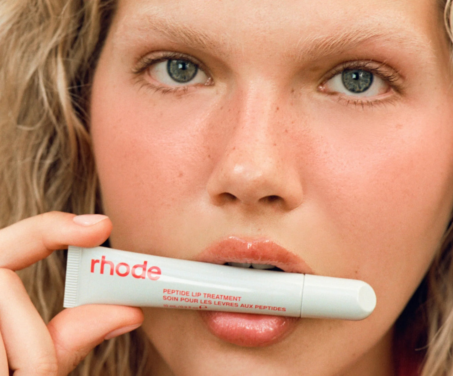 rhode- Peptide Lip Tint Strawberry Glaze *PREORDEN*