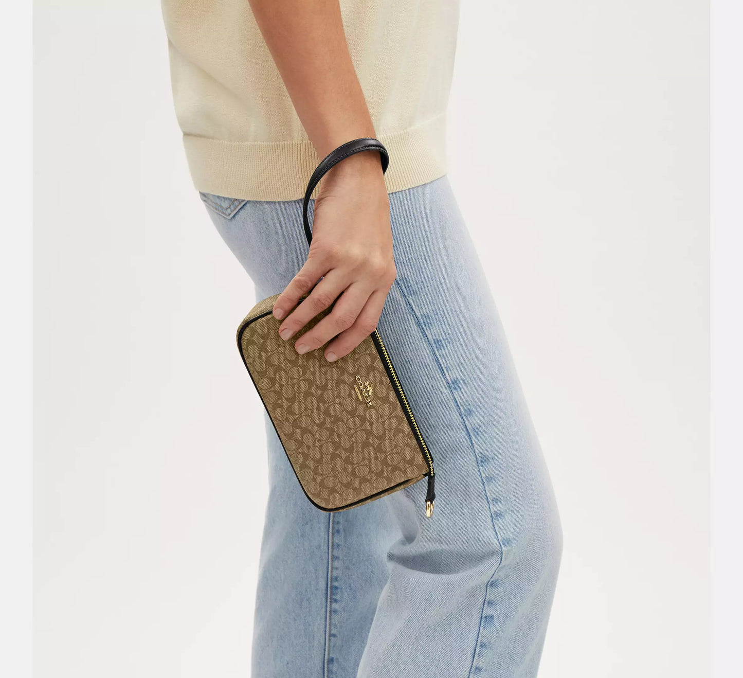 Coach Outlet- Nolita 19 In Colorblock Signature Canvas *PREORDEN*