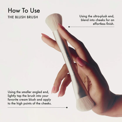 Summer Fridays - The Blush Brush *PREORDEN*