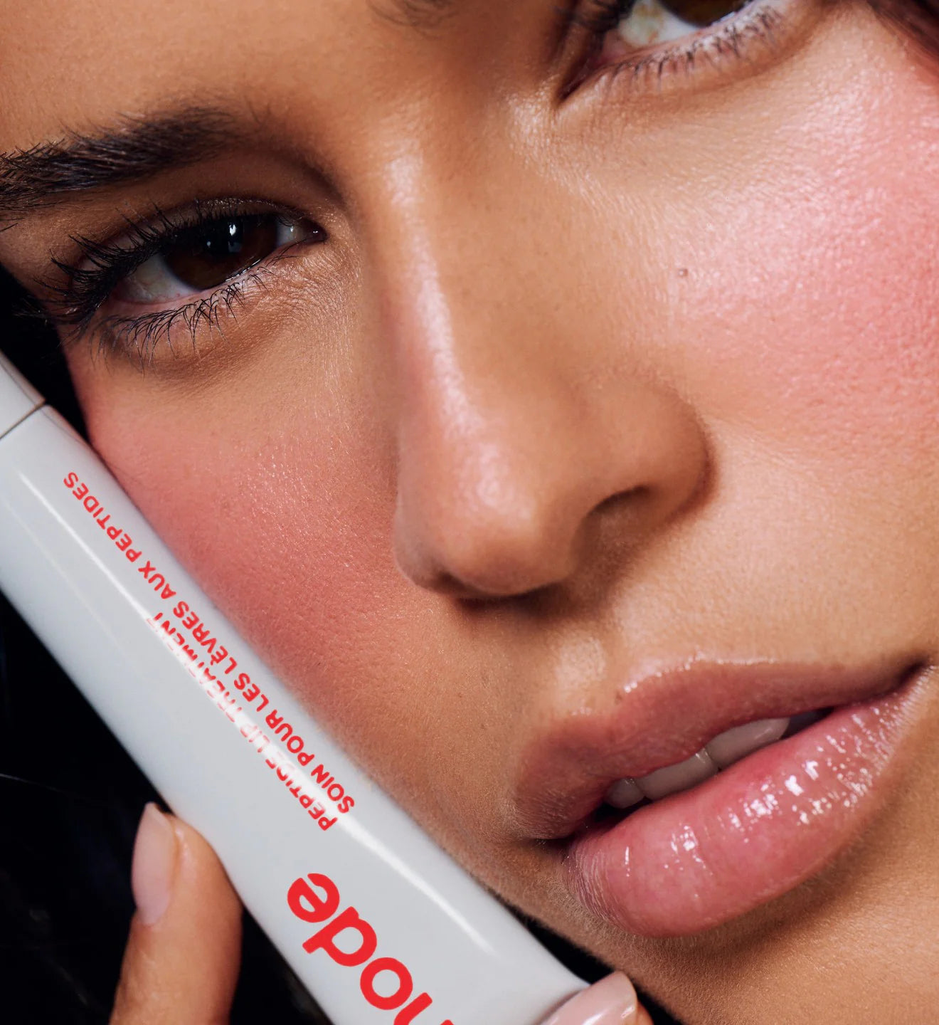 rhode- Peptide Lip Tint Strawberry Glaze *PREORDEN*